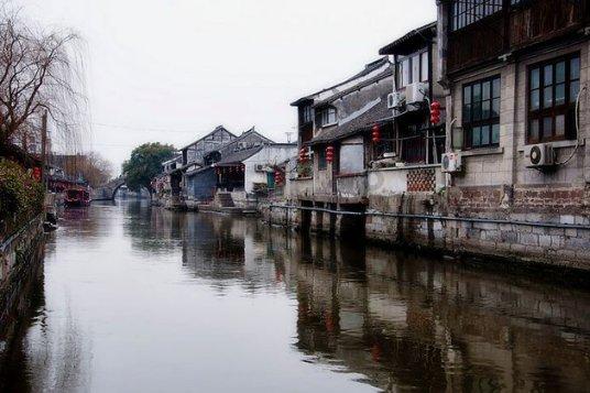 如果看上了一块石头，但是它超出了自己家庭的经济承受能力相适应，该怎么办？游戏画面
